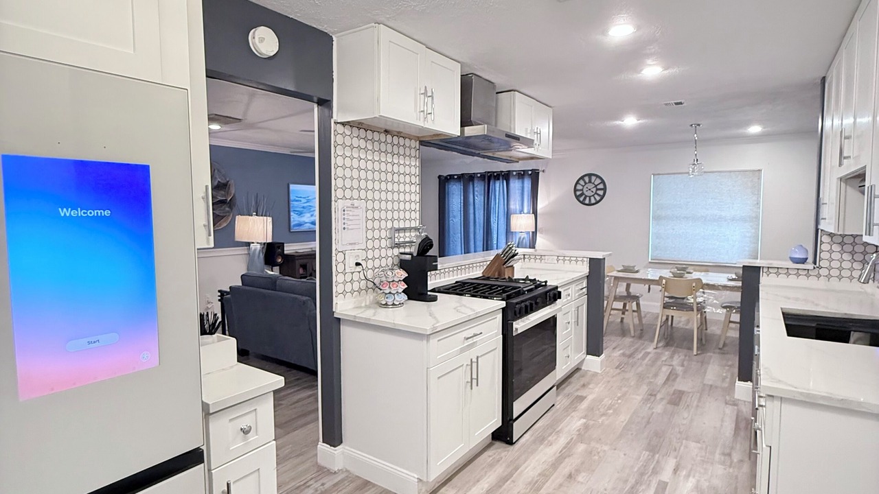 Photo of Kitchen in Goldenrod