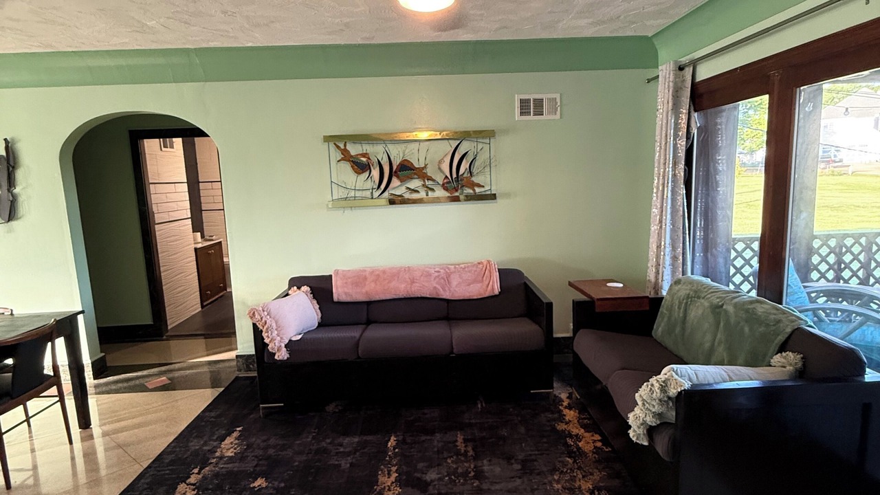 Photo of Livingroom in St. Louis
