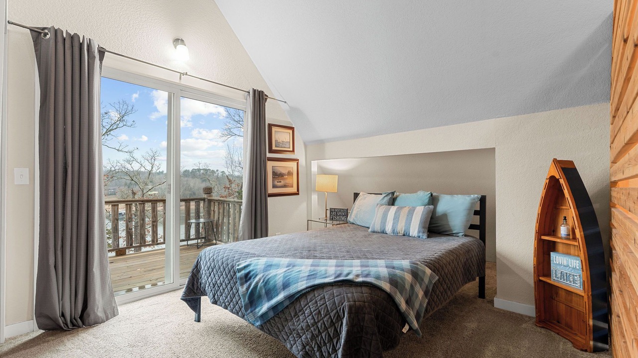 Photo of Bedroom in Arrow Point