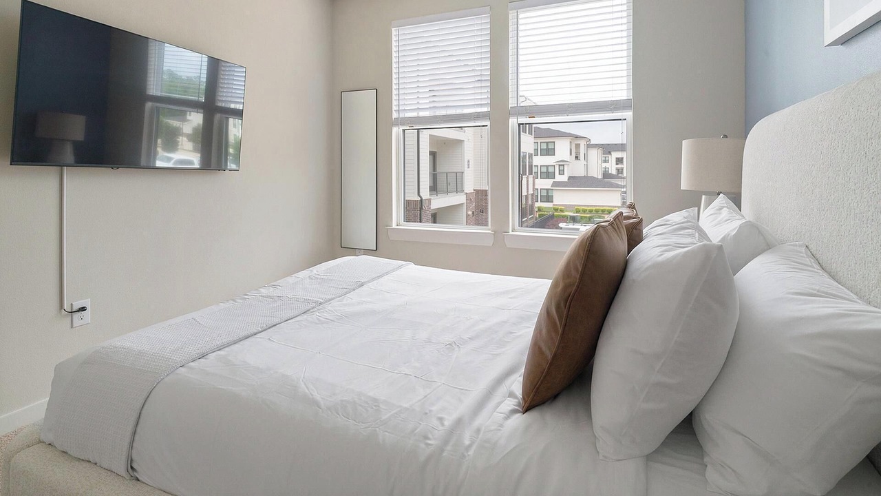 Photo of Bedroom in Conroe