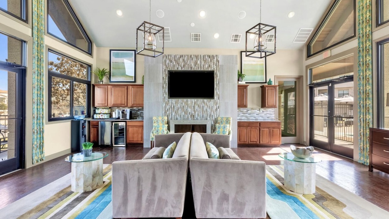 Photo of Livingroom in Garland