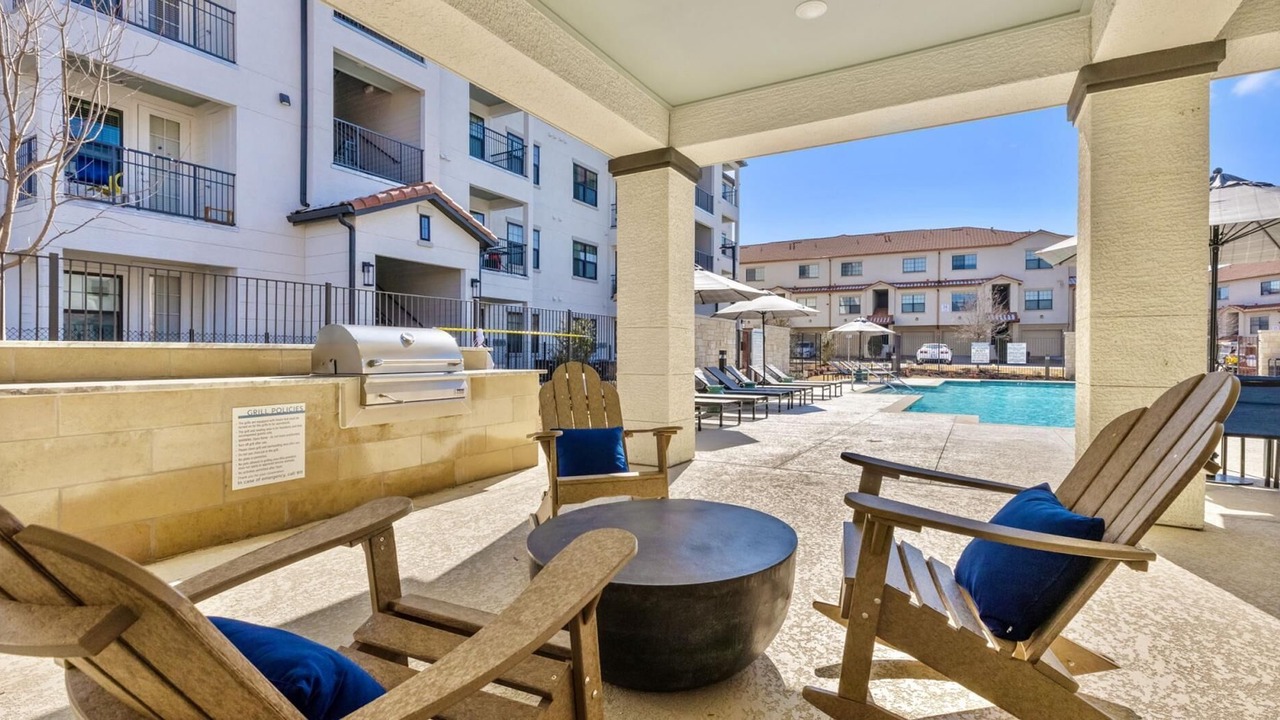Photo of Patio Balcony in Garland