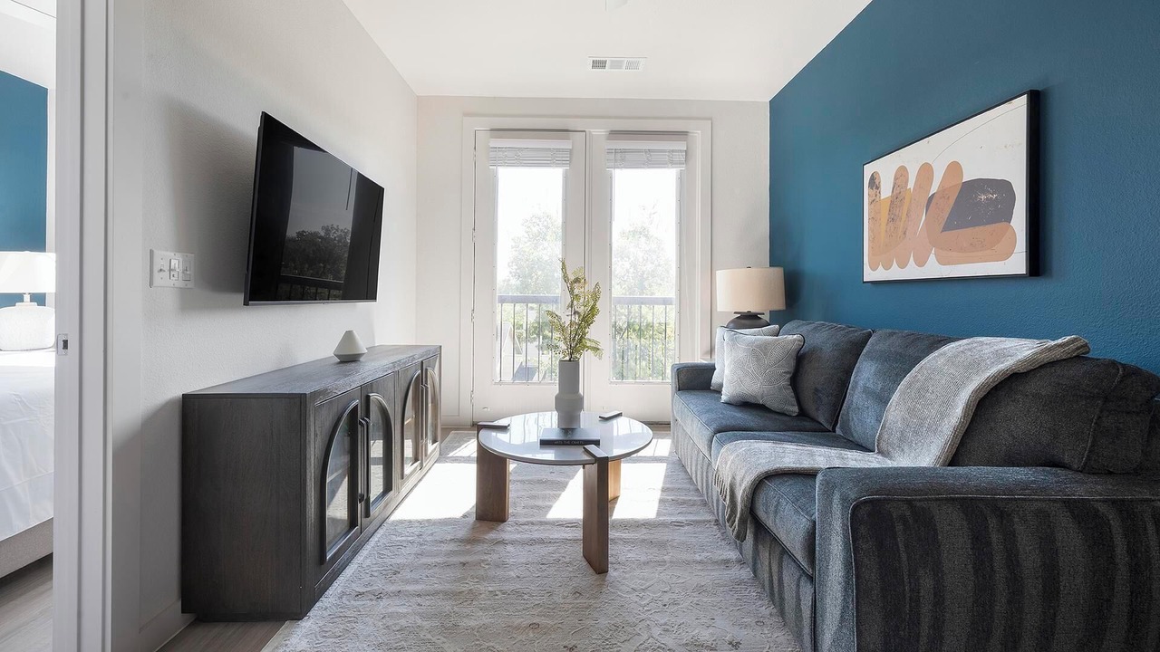 Photo of Livingroom in Sweetbriar
