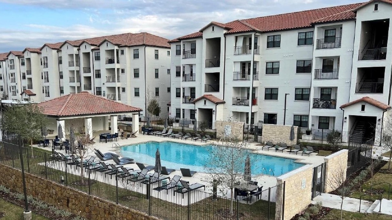 Photo of Outdoor in Garland