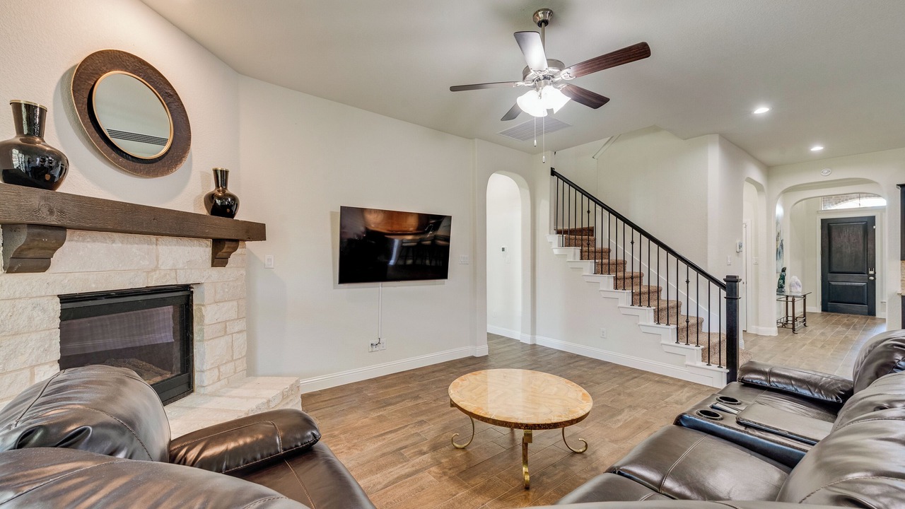Photo of Livingroom in Parker County