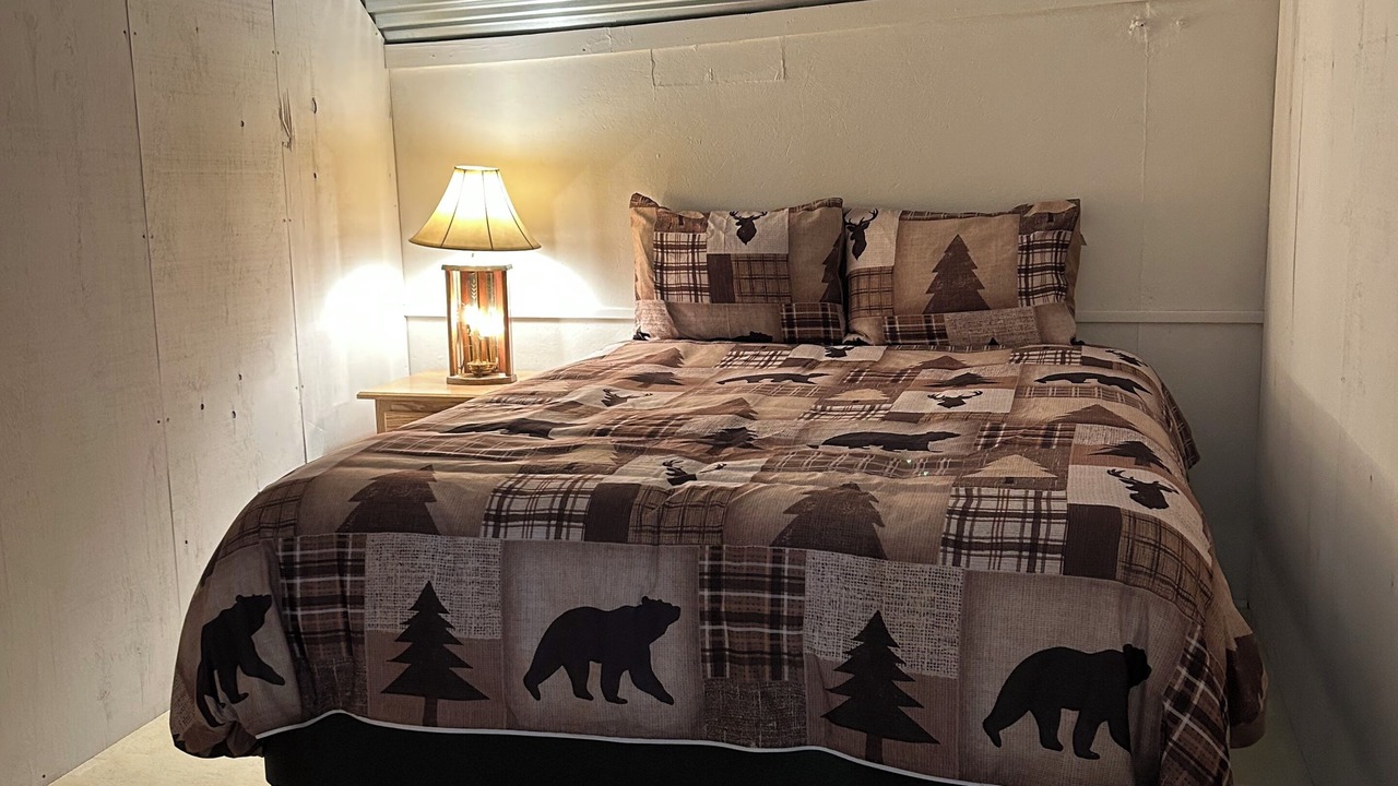 Photo of Bedroom in Glendo