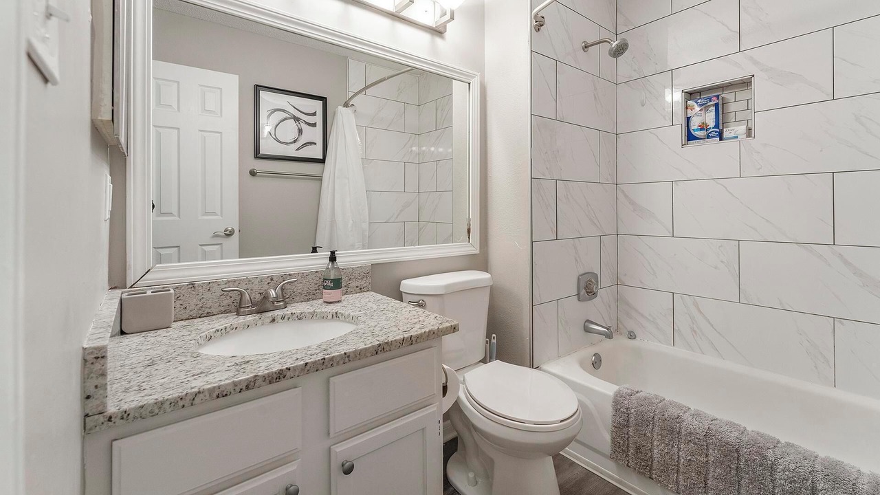 Photo of Bathroom in West Dallas
