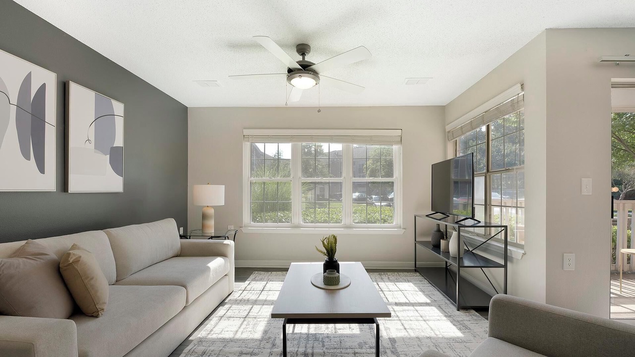 Photo of Livingroom in West Dallas