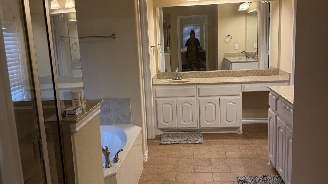 Photo of Bathroom in Tarrant County