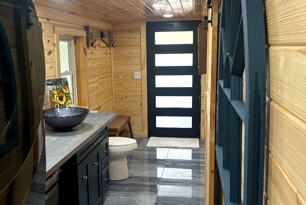 Photo of Bathroom in Glenwood