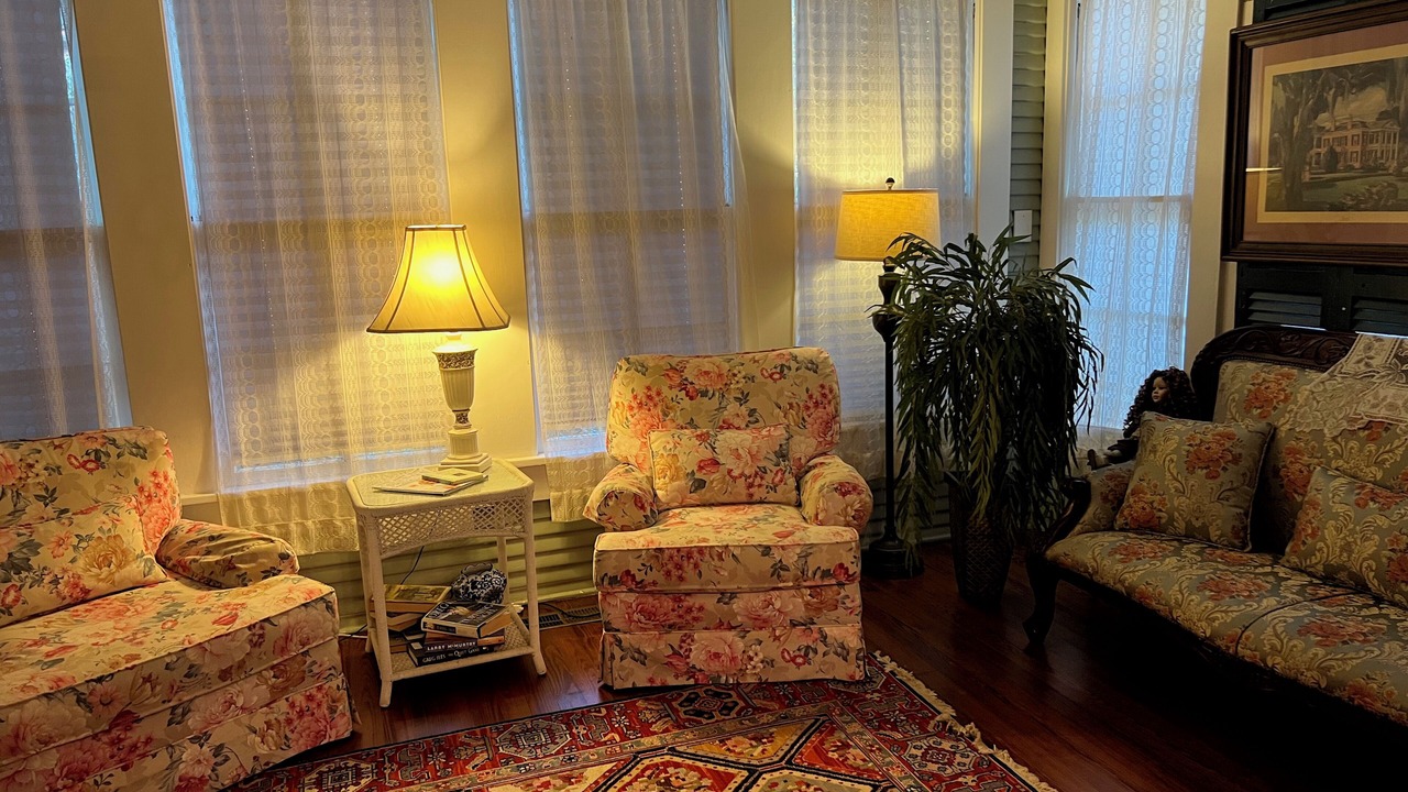 Photo of Livingroom in East Natchitoches