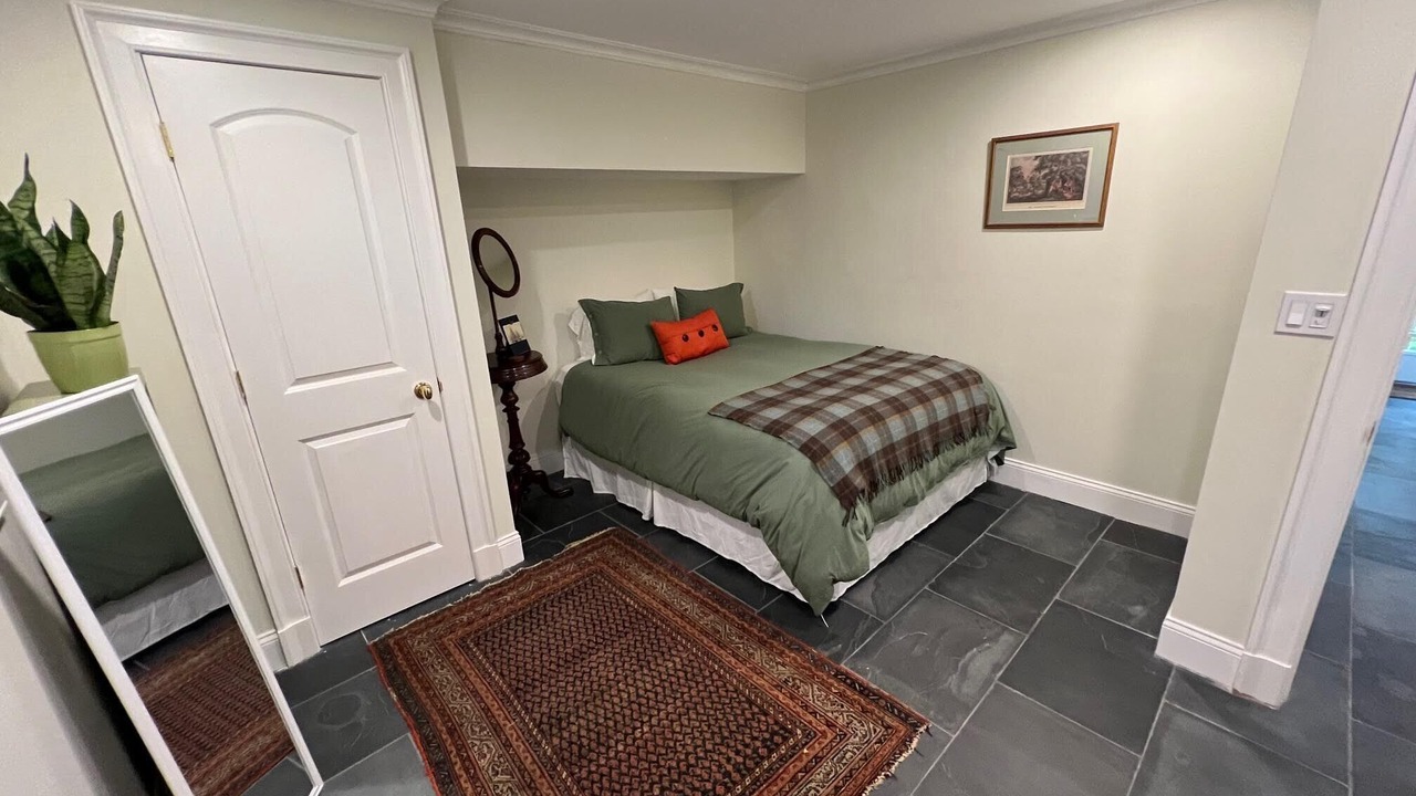Photo of Bedroom in Shelter Island