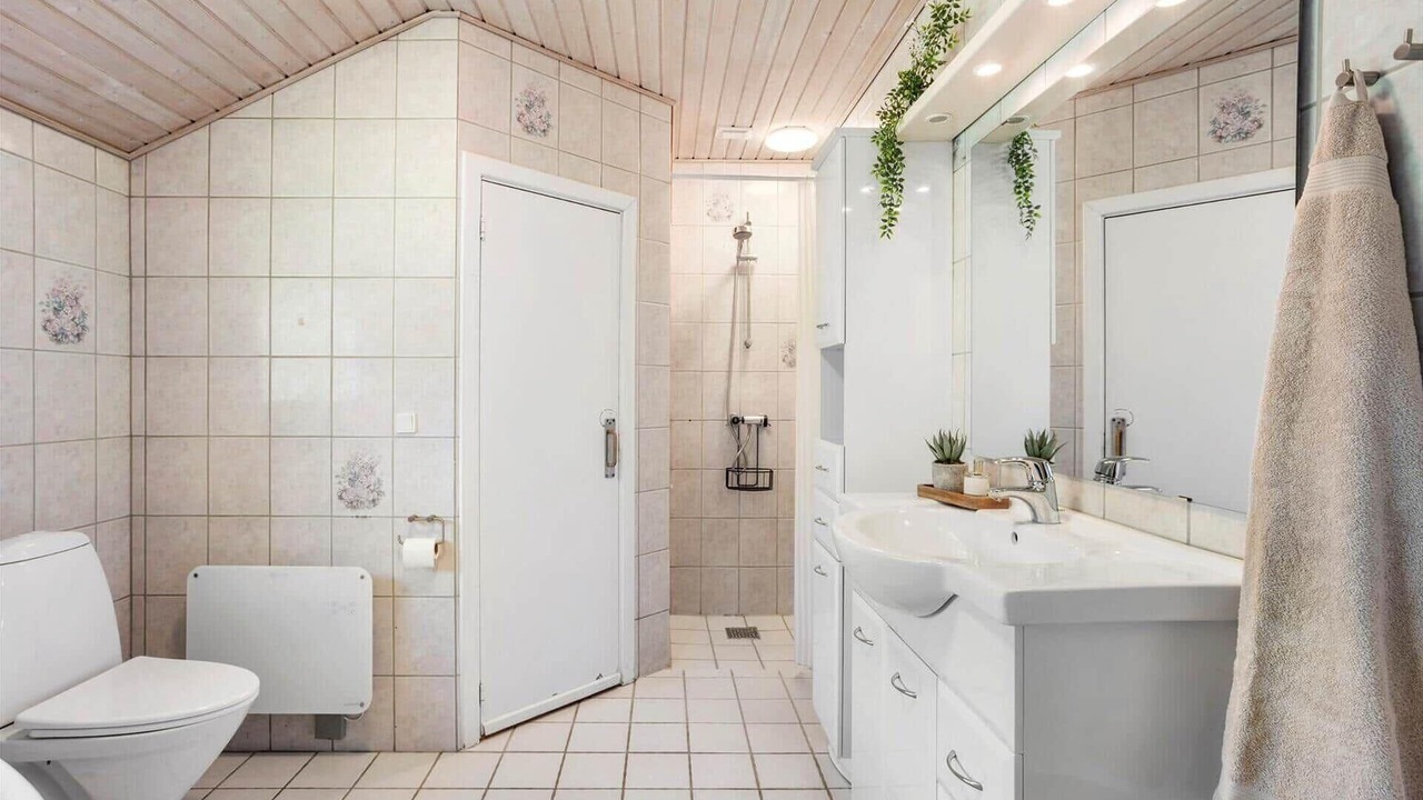 Photo of Bathroom in Østerskov