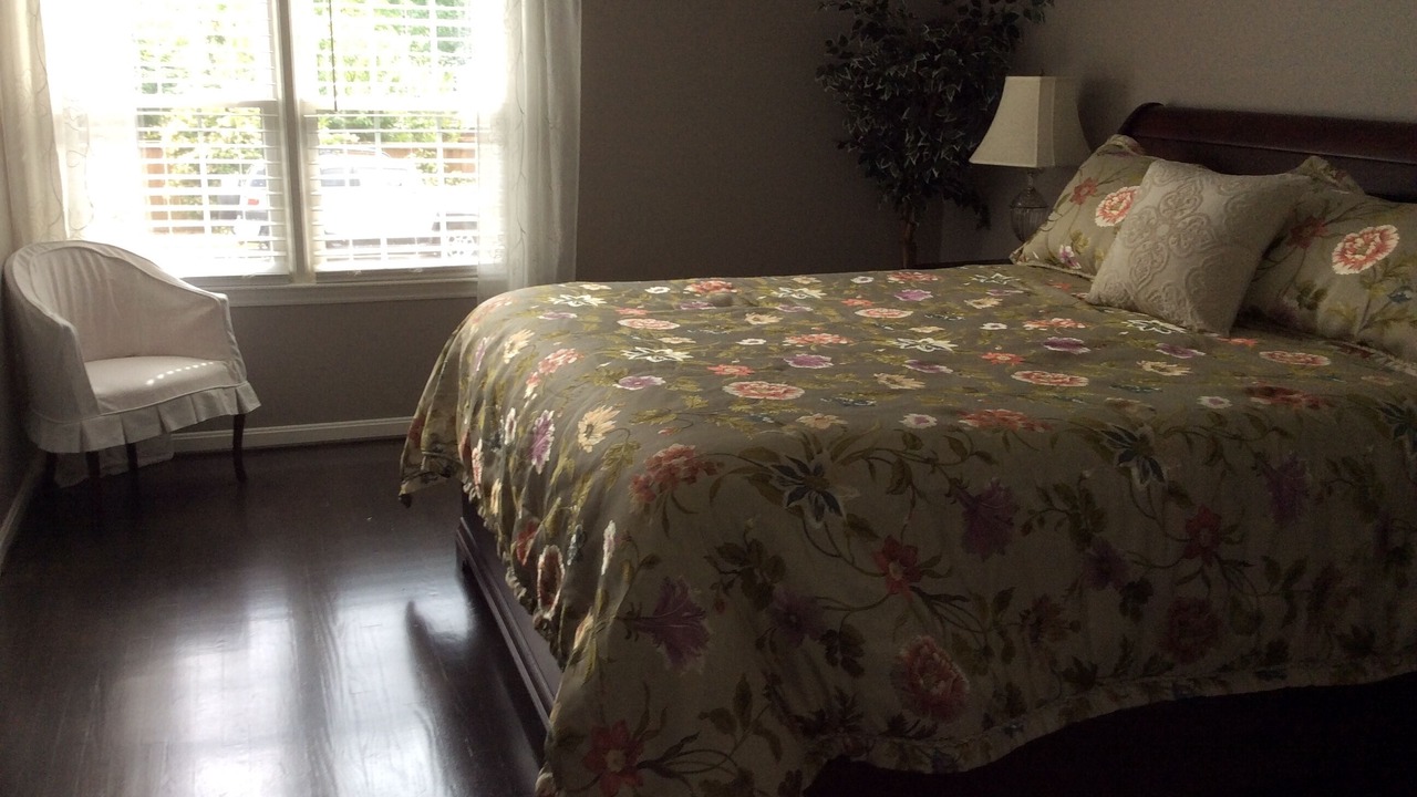 Photo of Bedroom in Roanoke