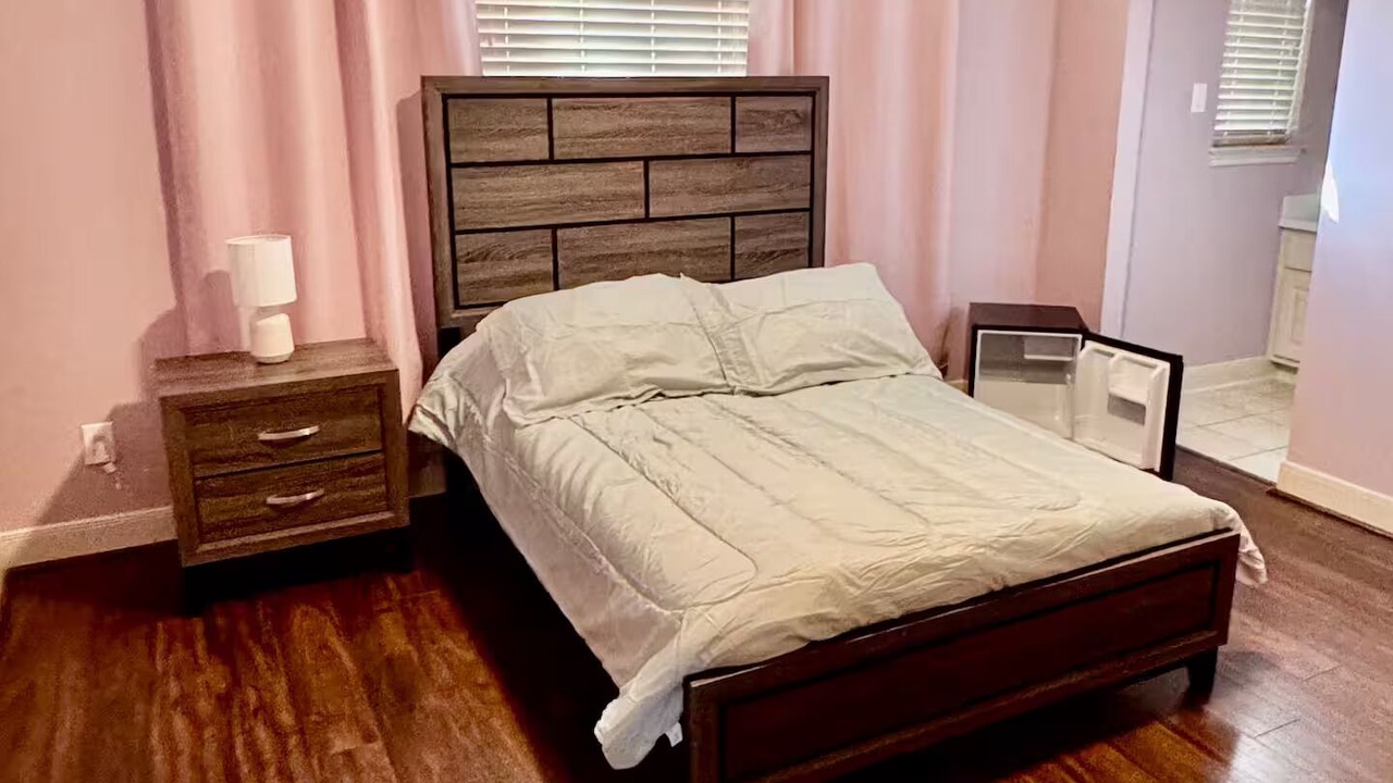 Photo of Bedroom in Clodine