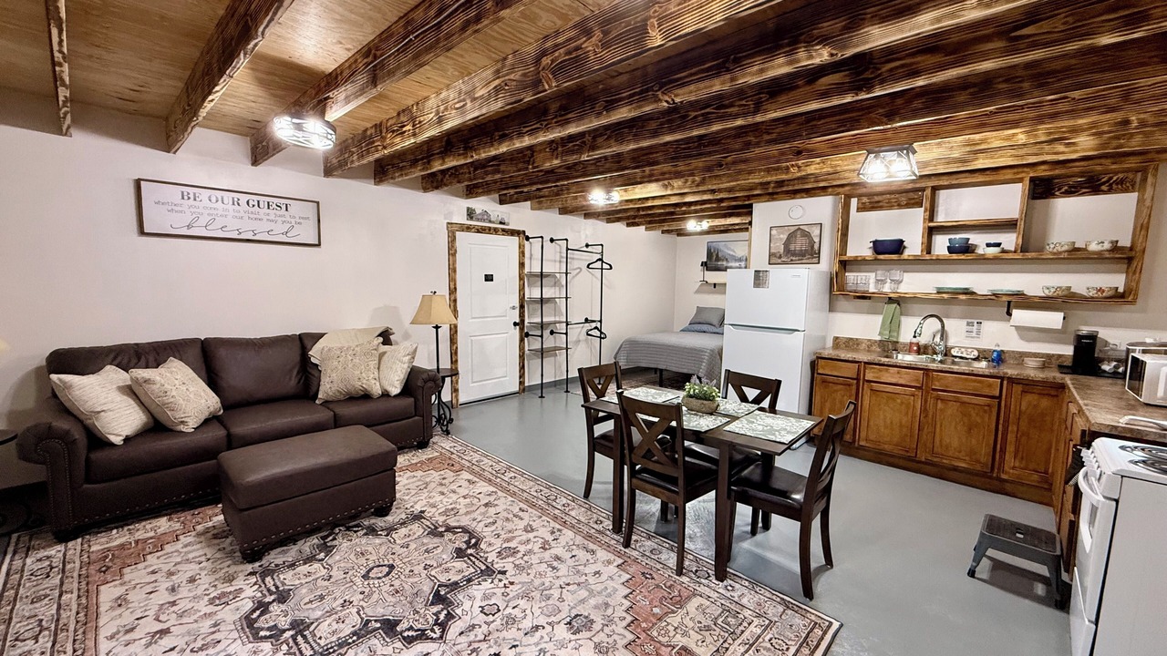 Photo of Livingroom in Oklahoma County