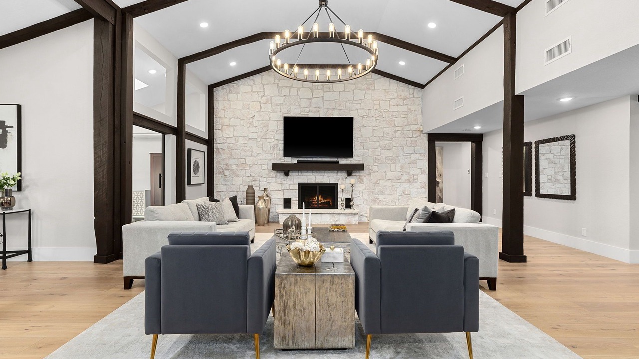 Photo of Livingroom in Brushy Creek