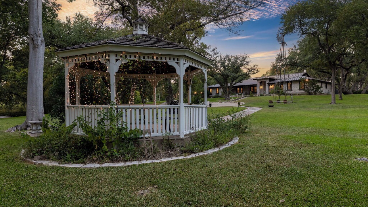 Photo of Outdoor in Brushy Creek