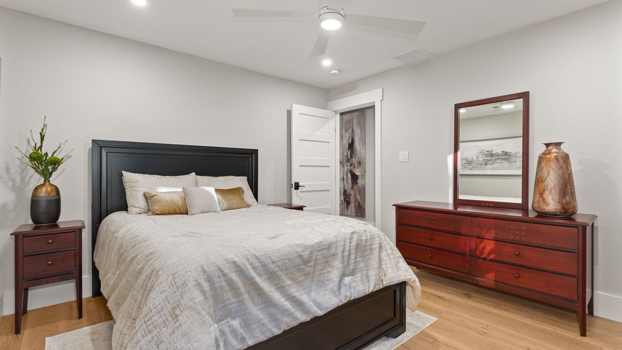 Photo of Bedroom in Brushy Creek