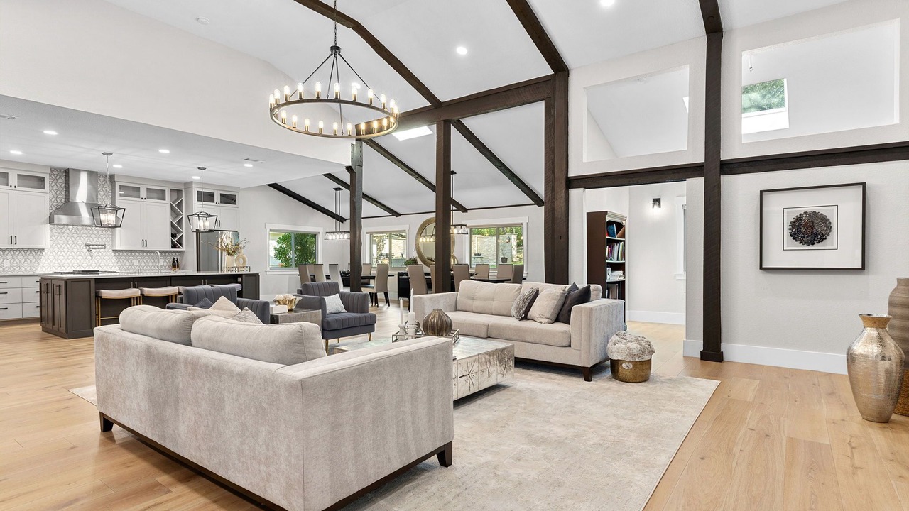 Photo of Livingroom in Brushy Creek