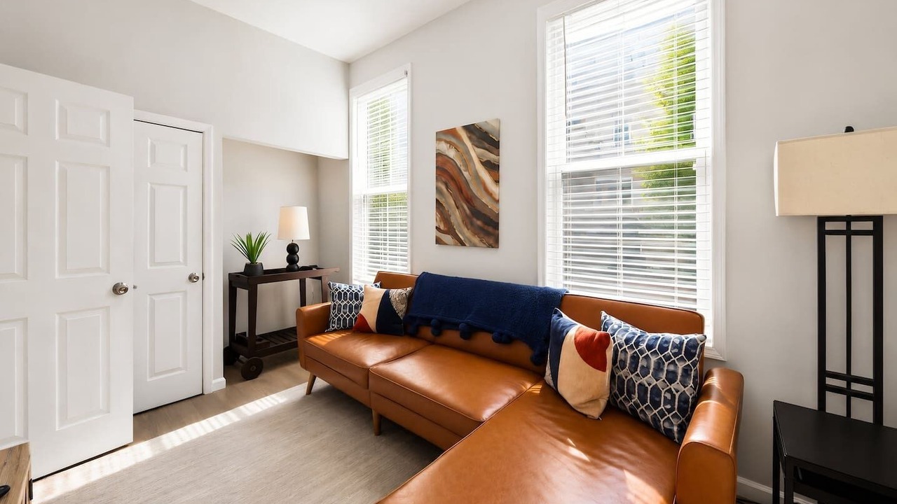 Photo of Livingroom in Corryville