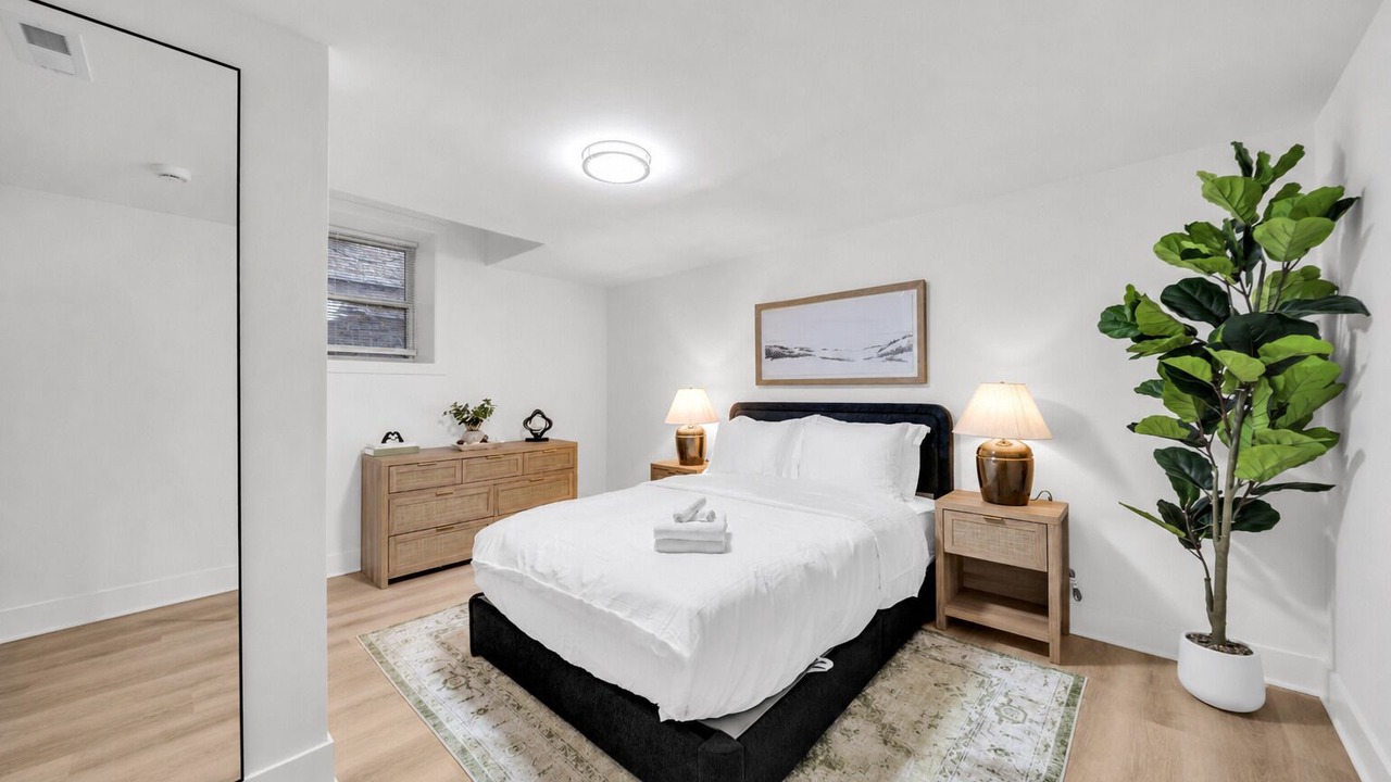 Photo of Bedroom in Hyde Park