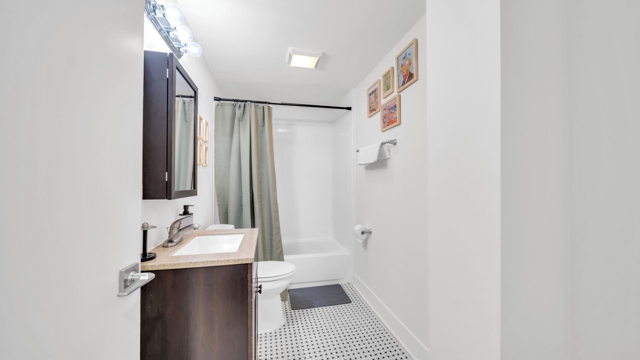 Photo of Bathroom in Hyde Park