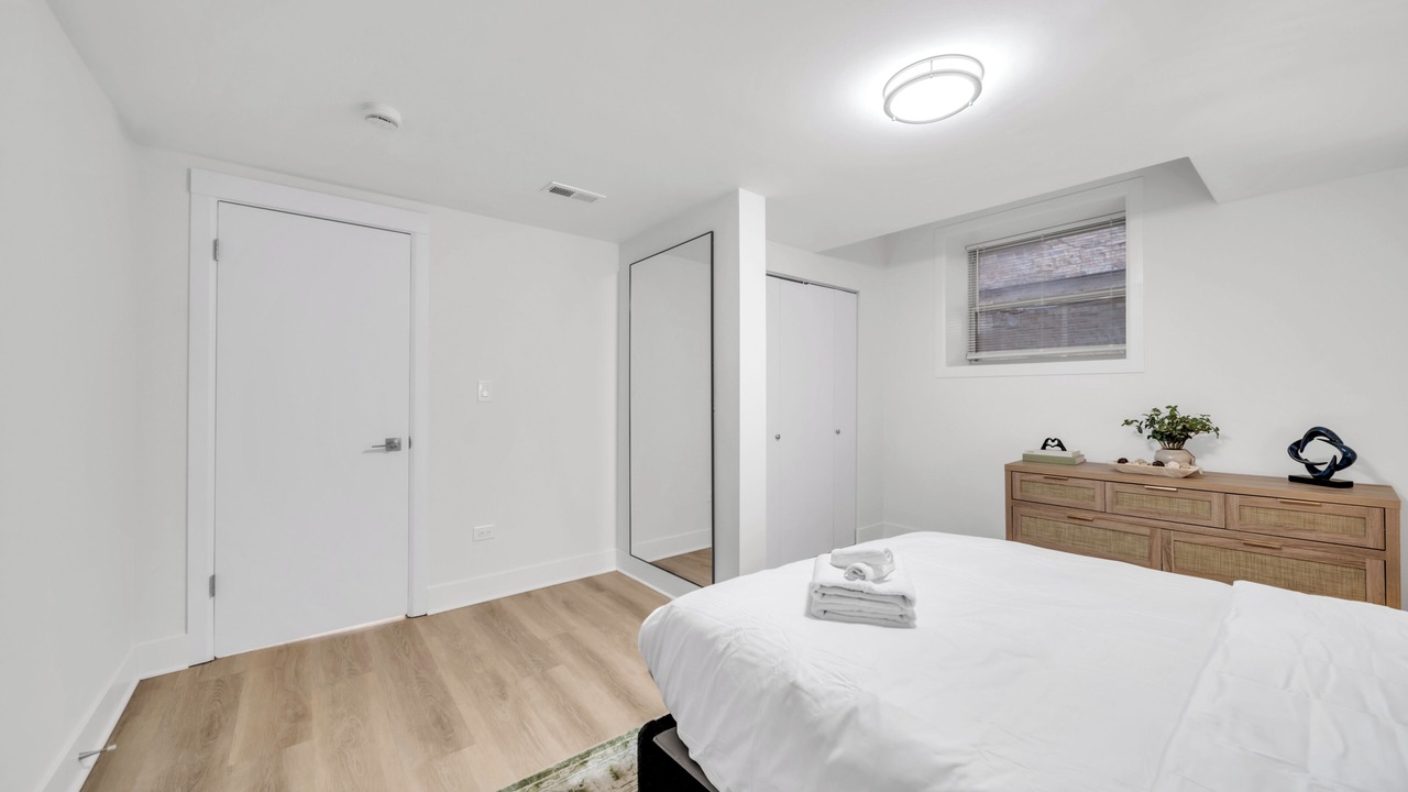 Photo of Bedroom in Hyde Park