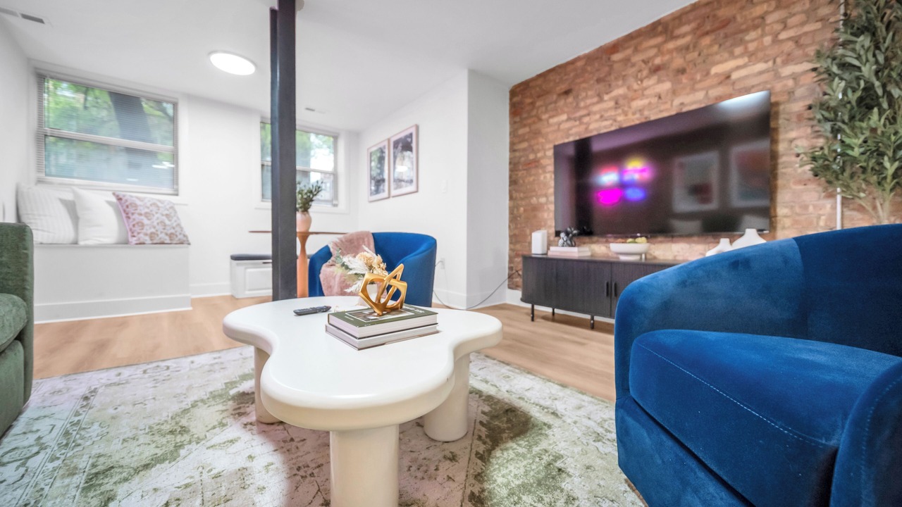 Photo of Livingroom in Hyde Park