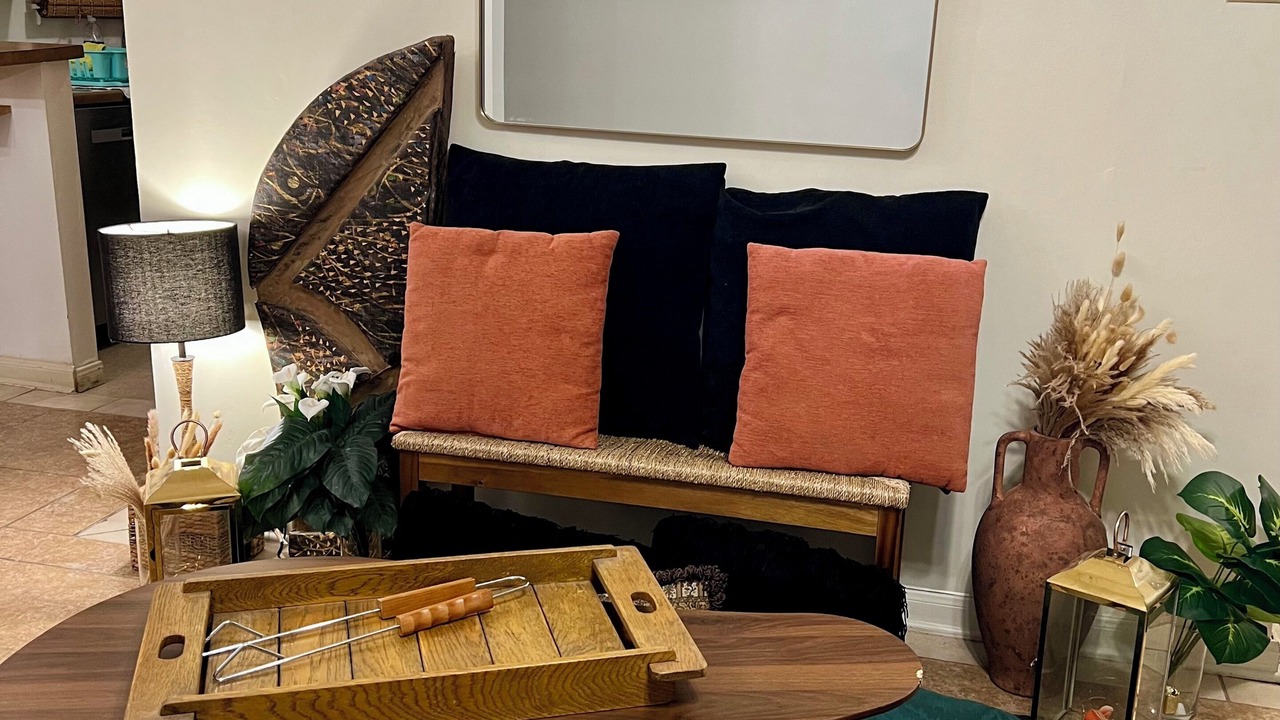 Photo of Livingroom in Northwest Los Angeles Heights
