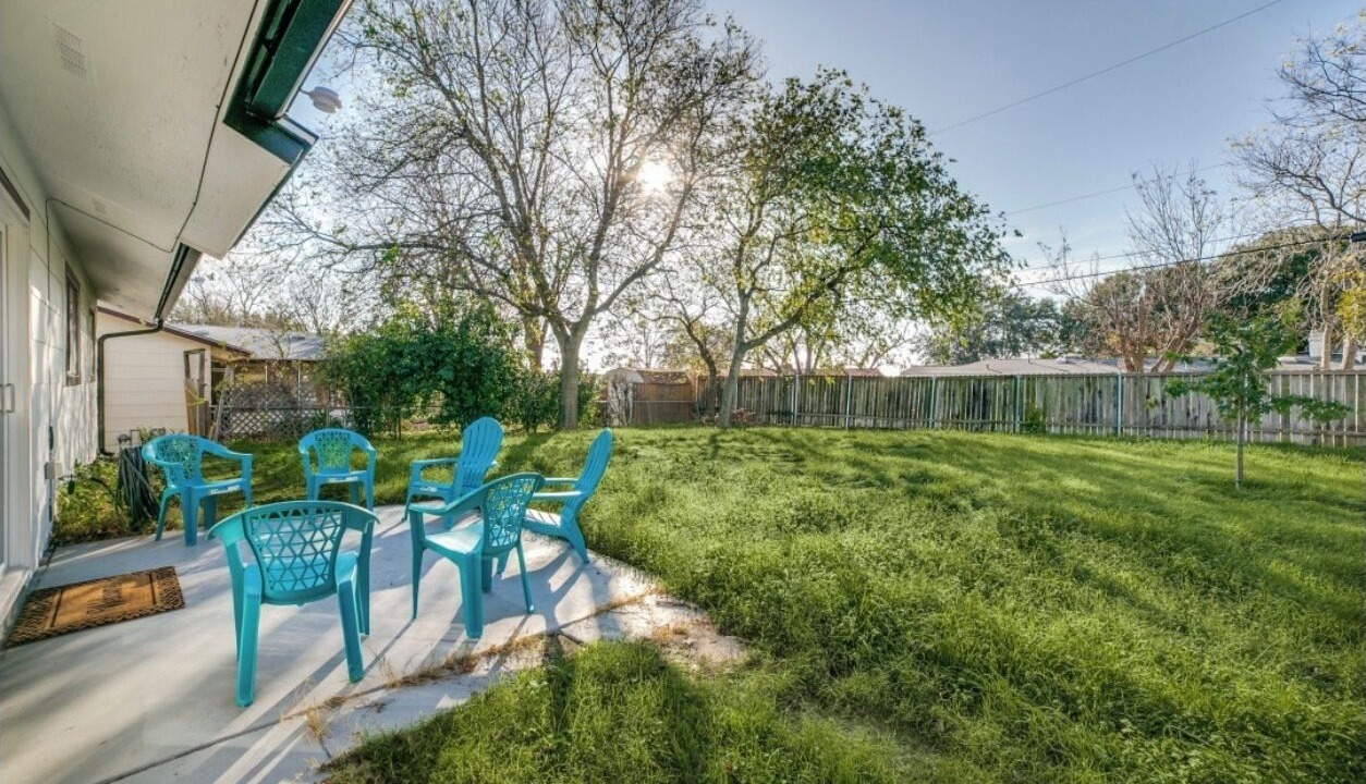 Photo of Patio Balcony in Lackland Terrace