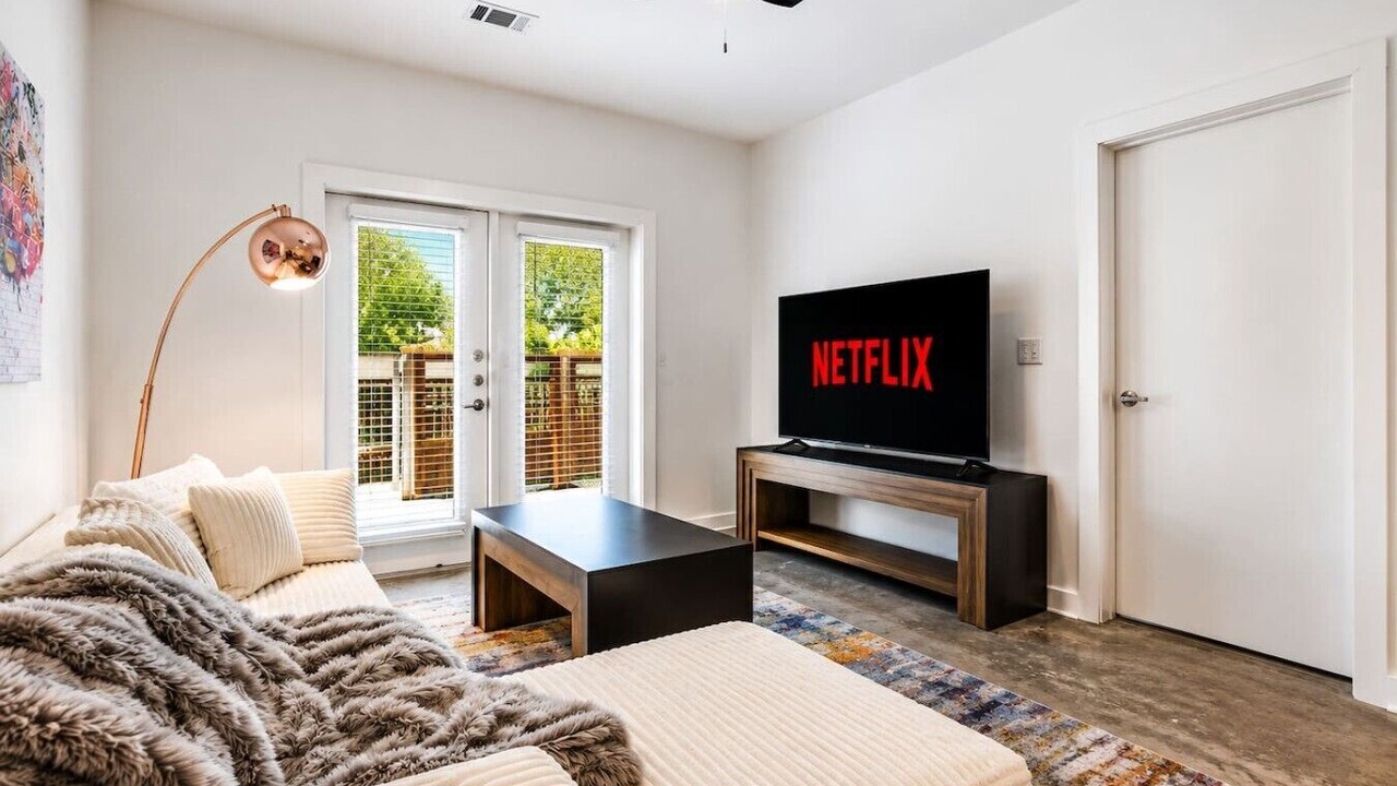 Photo of Livingroom in South Lamar