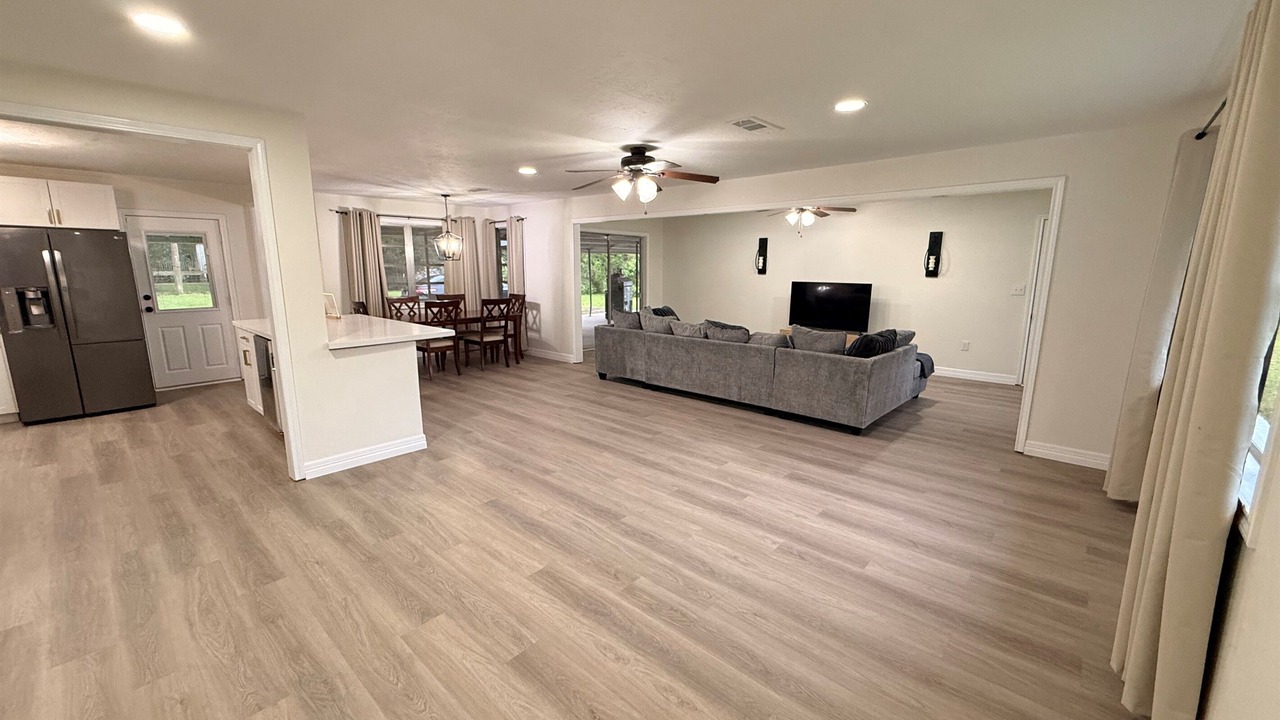 Photo of Livingroom in Voth