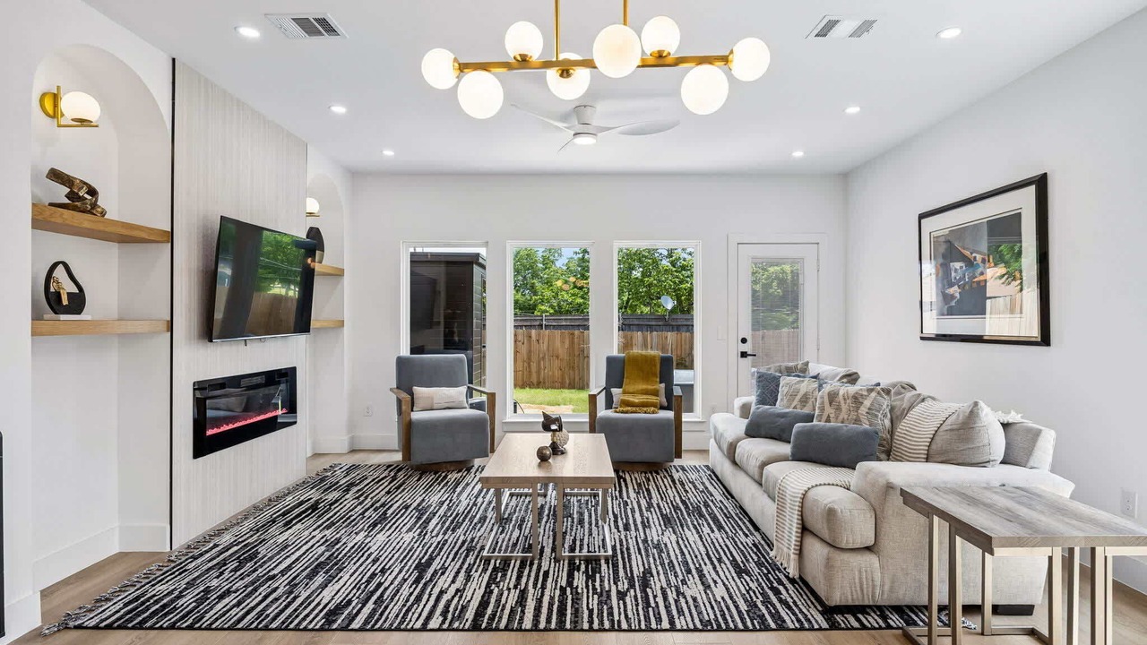 Photo of Livingroom in South Dallas - Fair Park