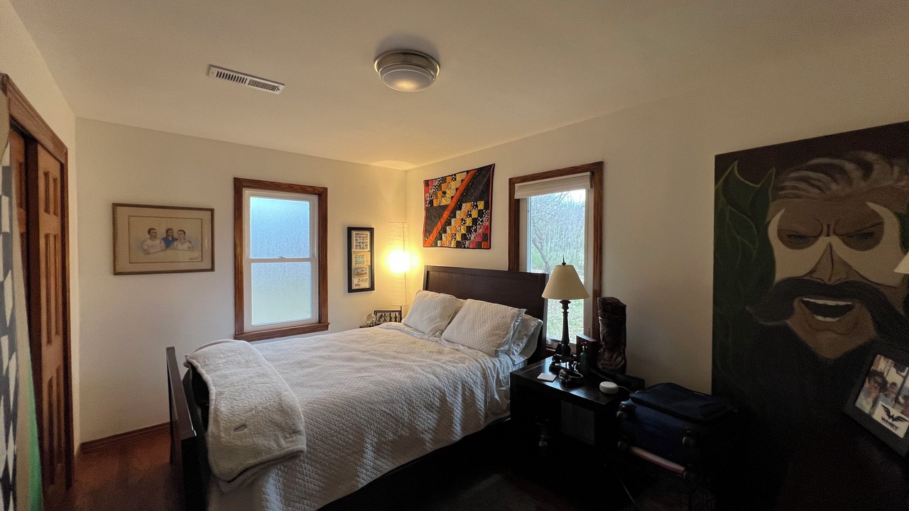 Photo of Bedroom in Linden