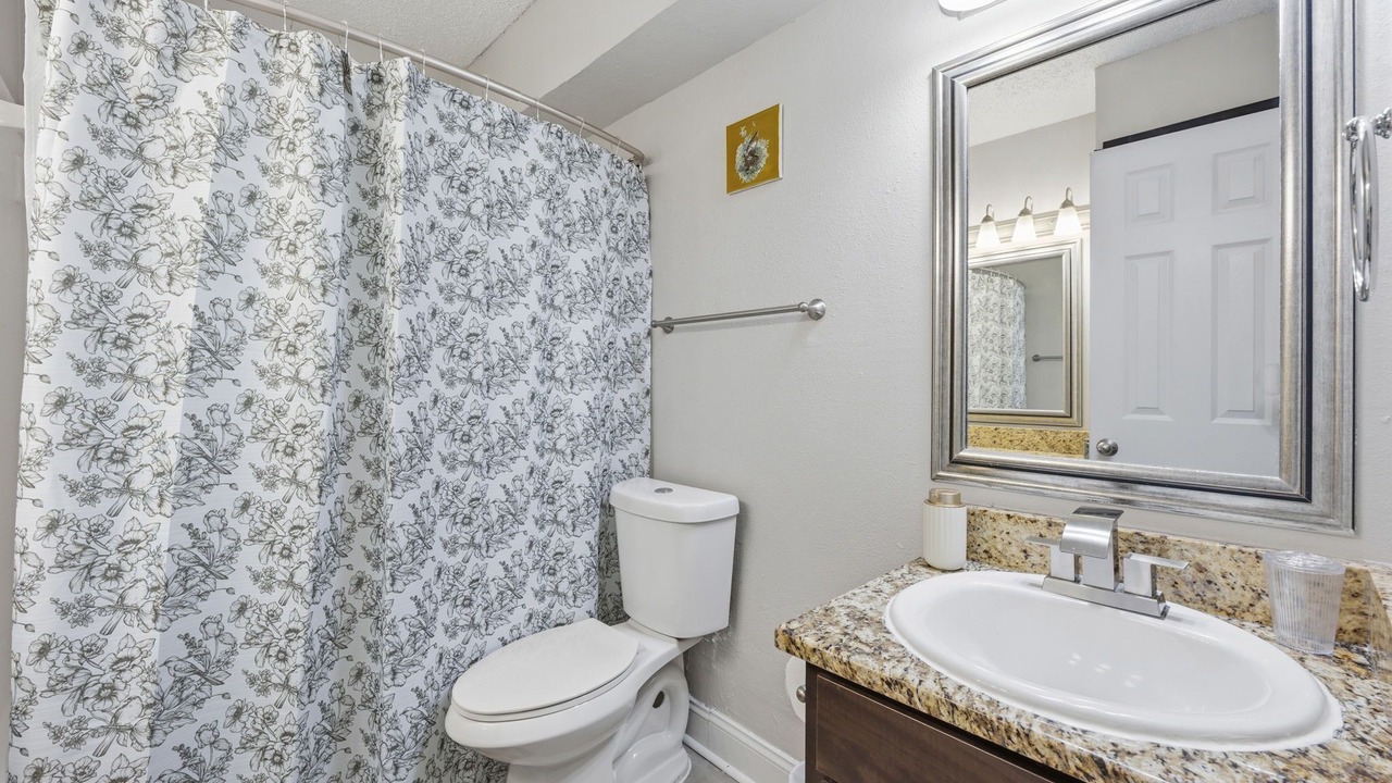 Photo of Bathroom in Addison