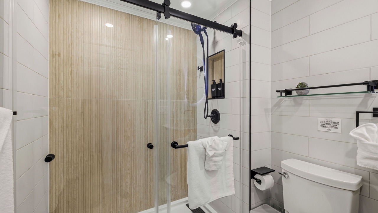 Photo of Bathroom in Eggertsville