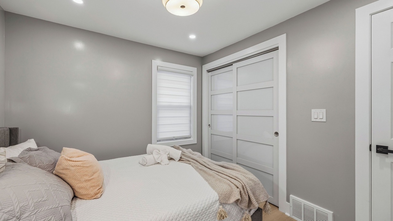 Photo of Bedroom in Eggertsville