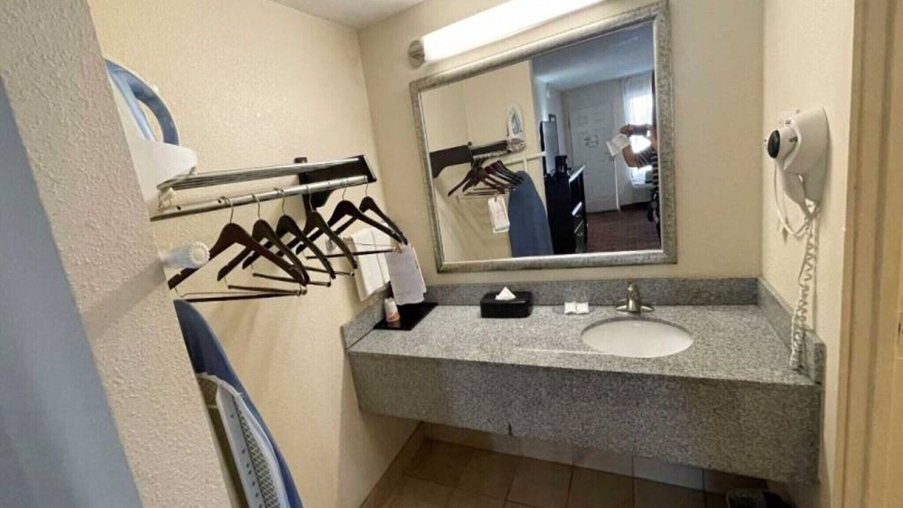Photo of Bathroom in Central Oklahoma City