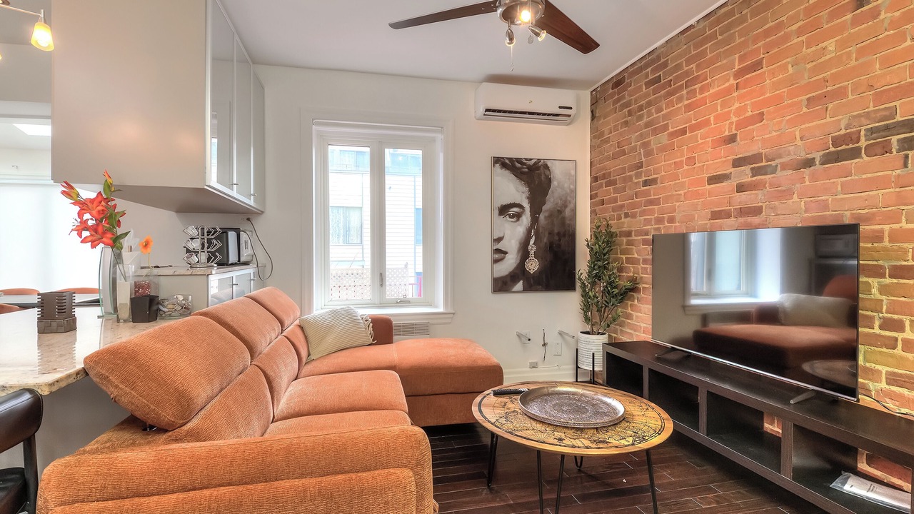 Photo of Livingroom in Ville-Marie