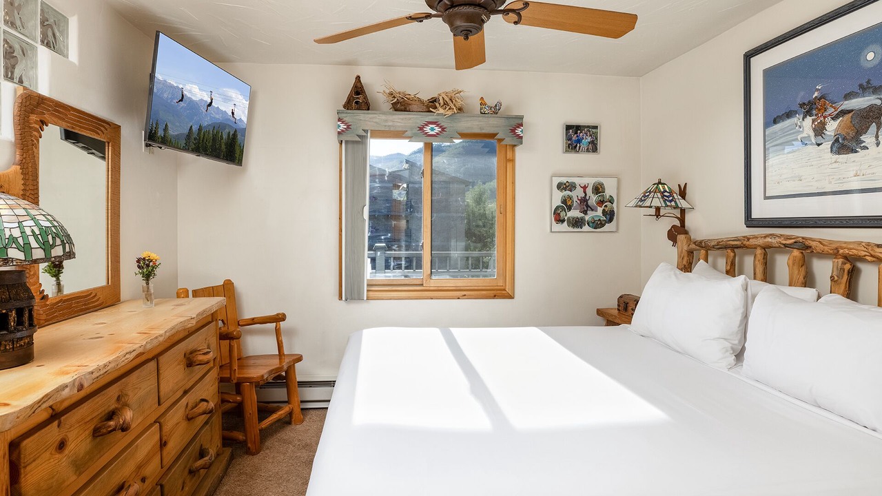Photo of Bedroom in Vail