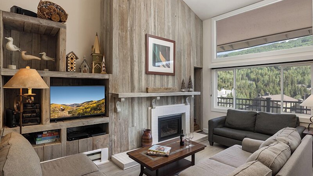 Photo of Livingroom in Vail
