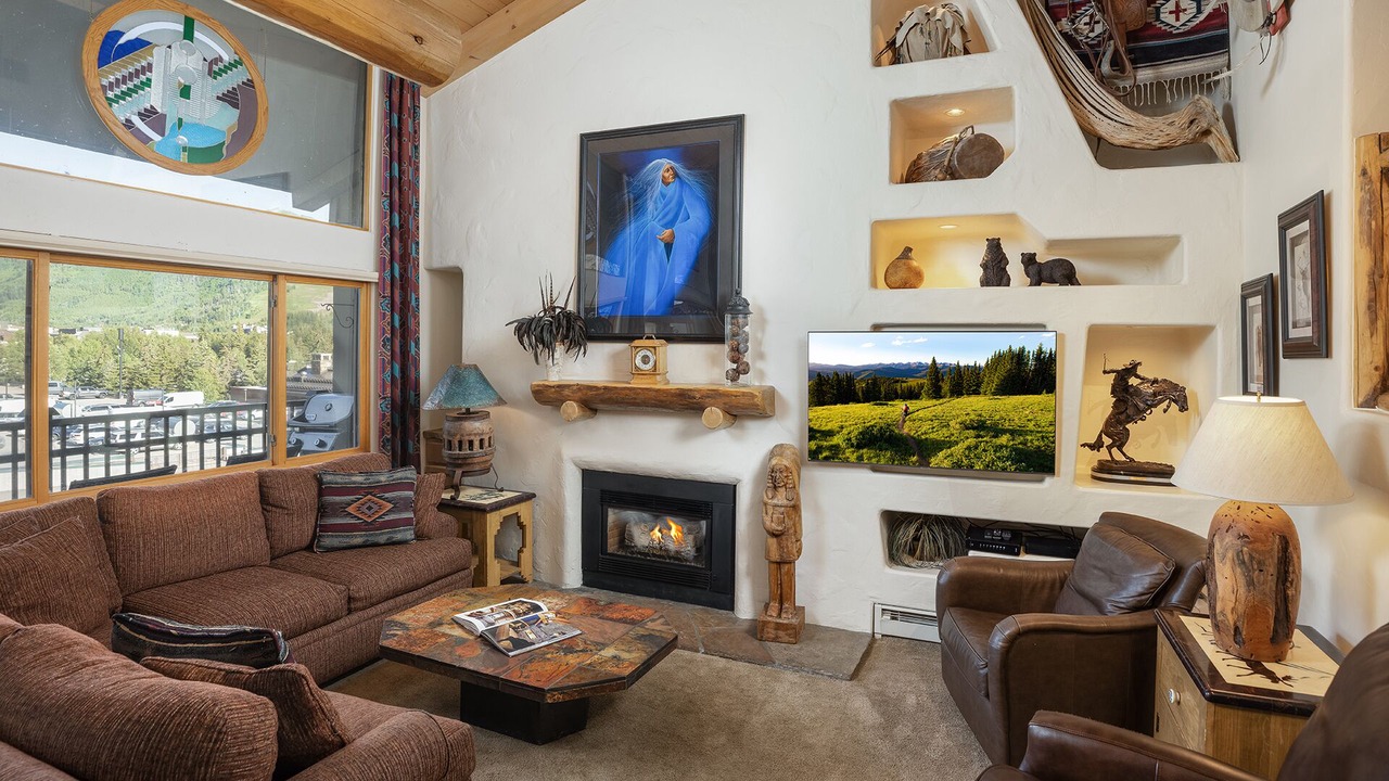 Photo of Livingroom in Vail