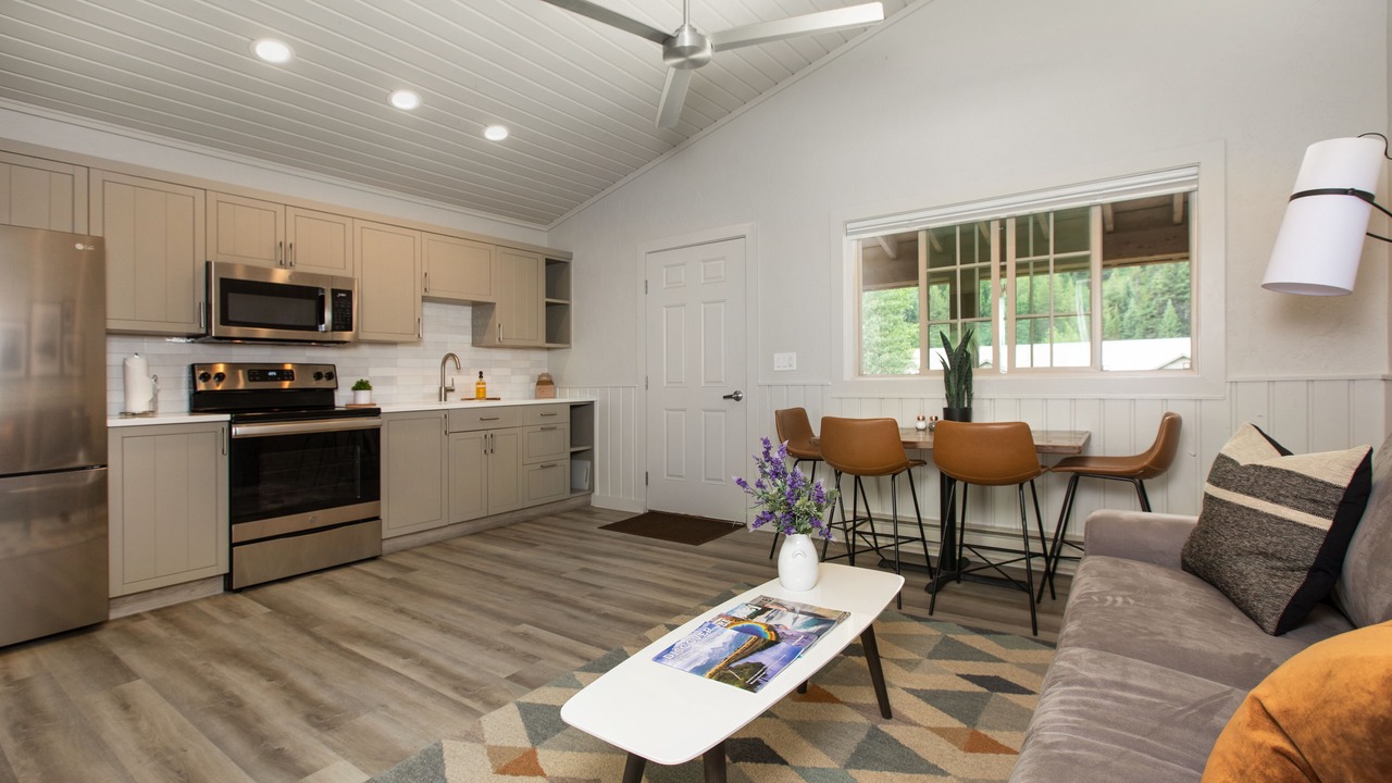 Photo of Livingroom in Victor