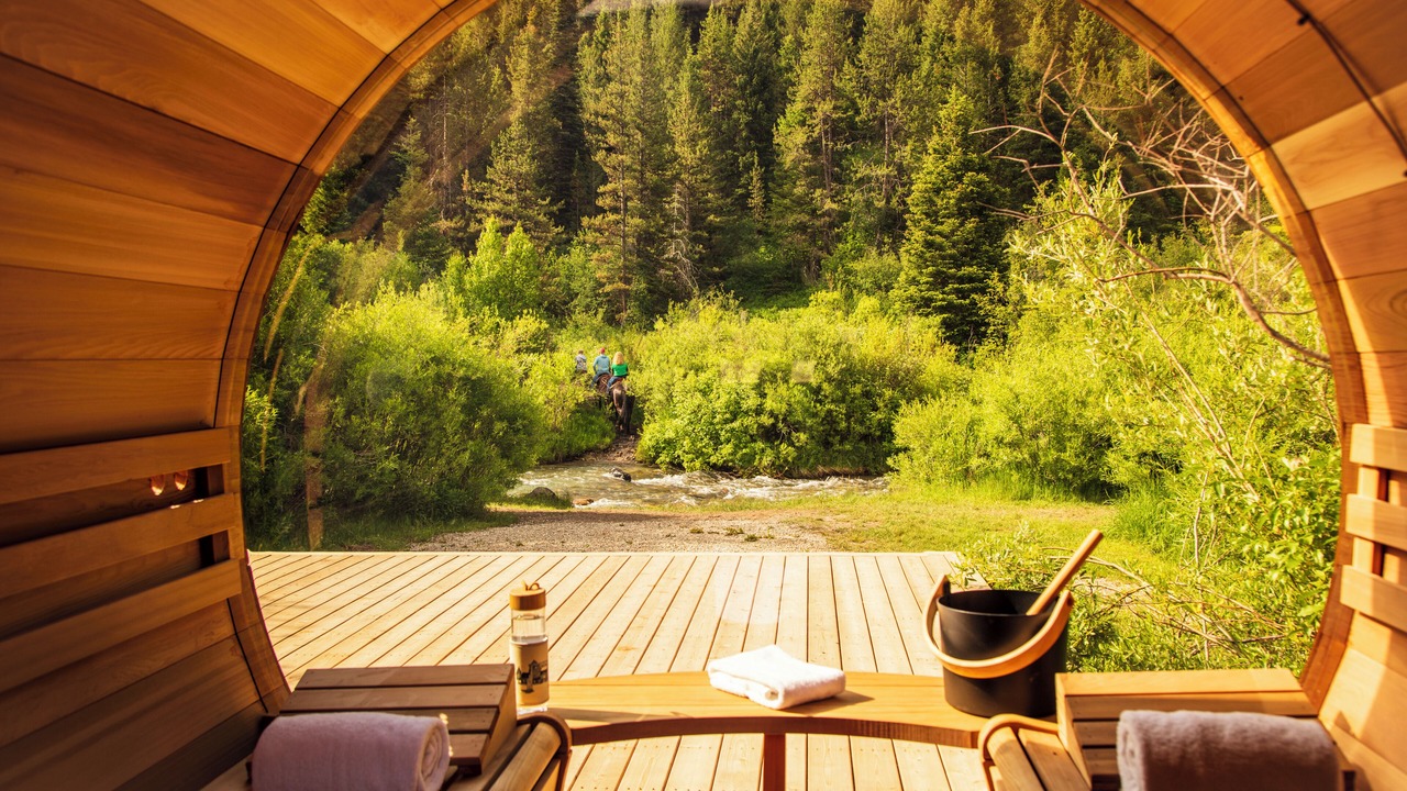 Photo of Others in Victor