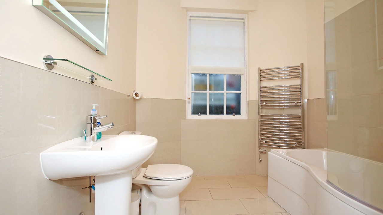 Photo of Bathroom in Central Aberdeen