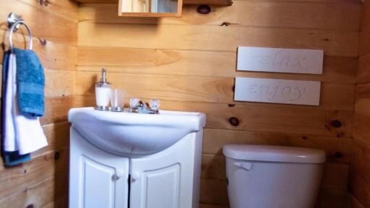 Photo of Bathroom in Bishop Corners