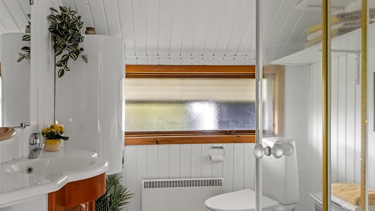 Photo of Bathroom in Fynshav