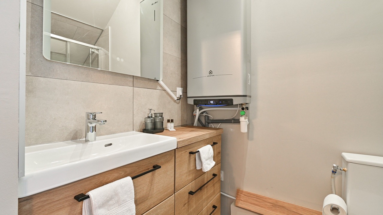 Photo of Bathroom in Vieugy