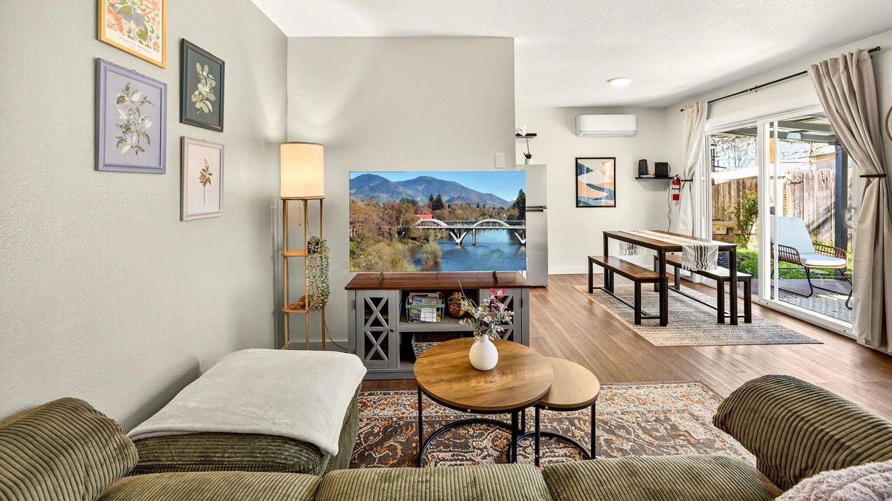 Photo of Livingroom in Grants Pass